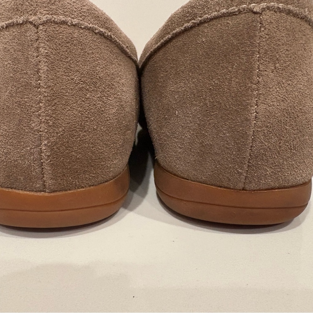 Trotters Dawson Tan Suede Tassel Loafers Size 10 - Picture 4 of 6